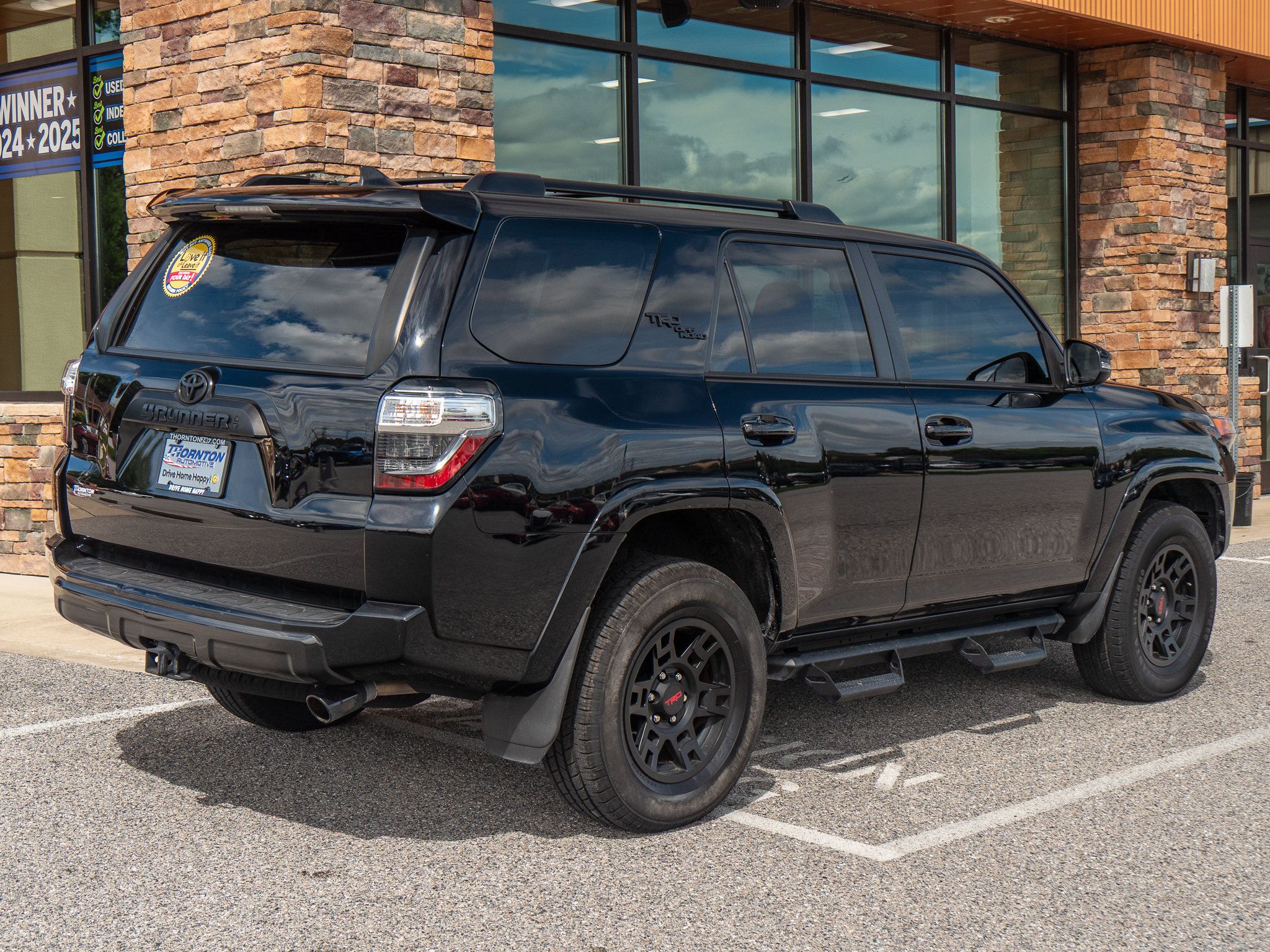 Used 2023 Toyota 4Runner TRD Off-Road Premium w/ Moonroof Package AWD/4WD image 3