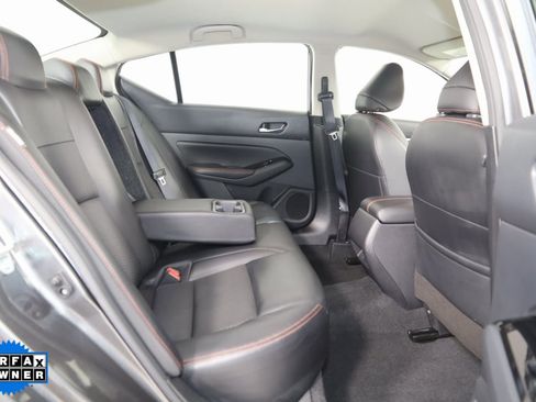 Used 2023 Nissan Altima 2.5 SR image 11