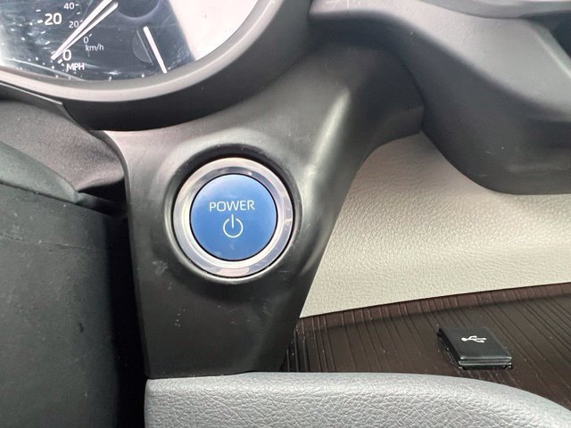Used 2024 Toyota Sienna LE AWD/4WD image 17