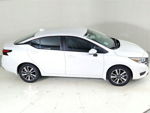 New 2025 Nissan Versa SV w/ Trunk Package image 40