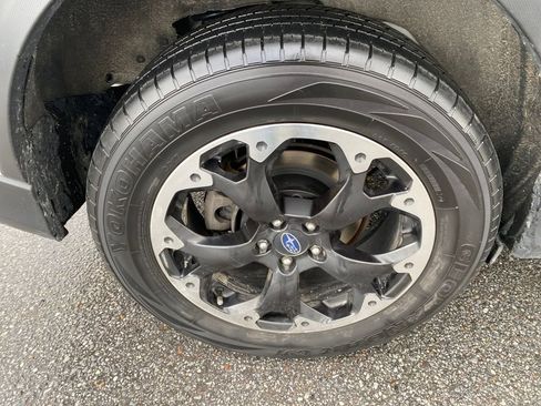 Certified 2023 Subaru Crosstrek 2.0i Premium image 18