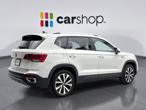 Used 2023 Volkswagen Taos SE image 5