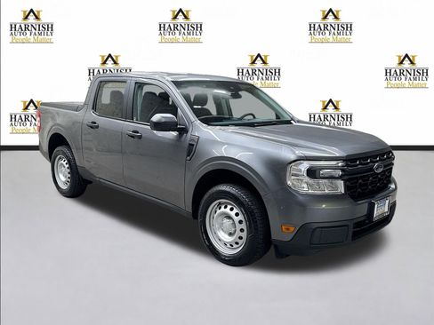Used 2022 Ford Maverick XL image 3