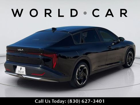 Certified 2025 Kia K4 EX FWD image 3