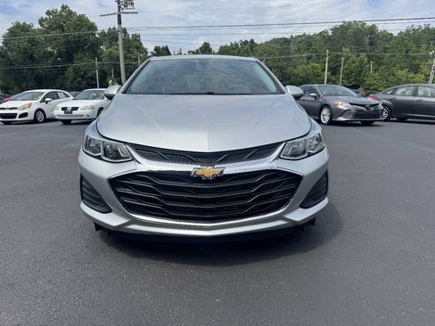 Used 2019 Chevrolet Cruze LS FWD image 3