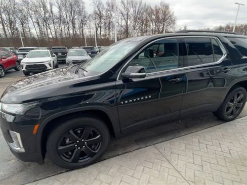 Certified 2023 Chevrolet Traverse LT w/ LT Premium Package image 4
