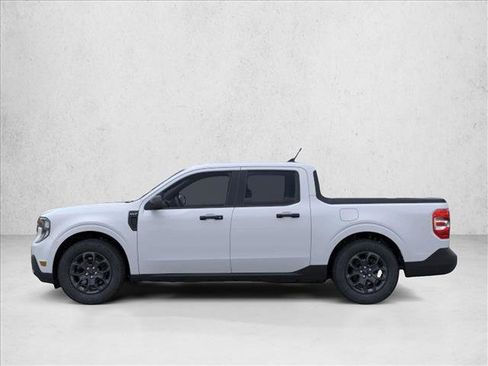 New 2026 Ford Maverick XLT image 3