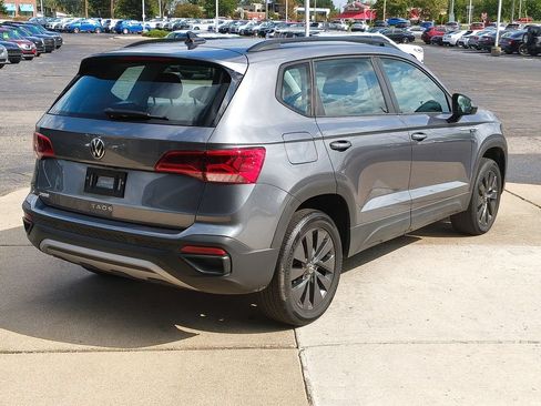 Used 2024 Volkswagen Taos S FWD image 5