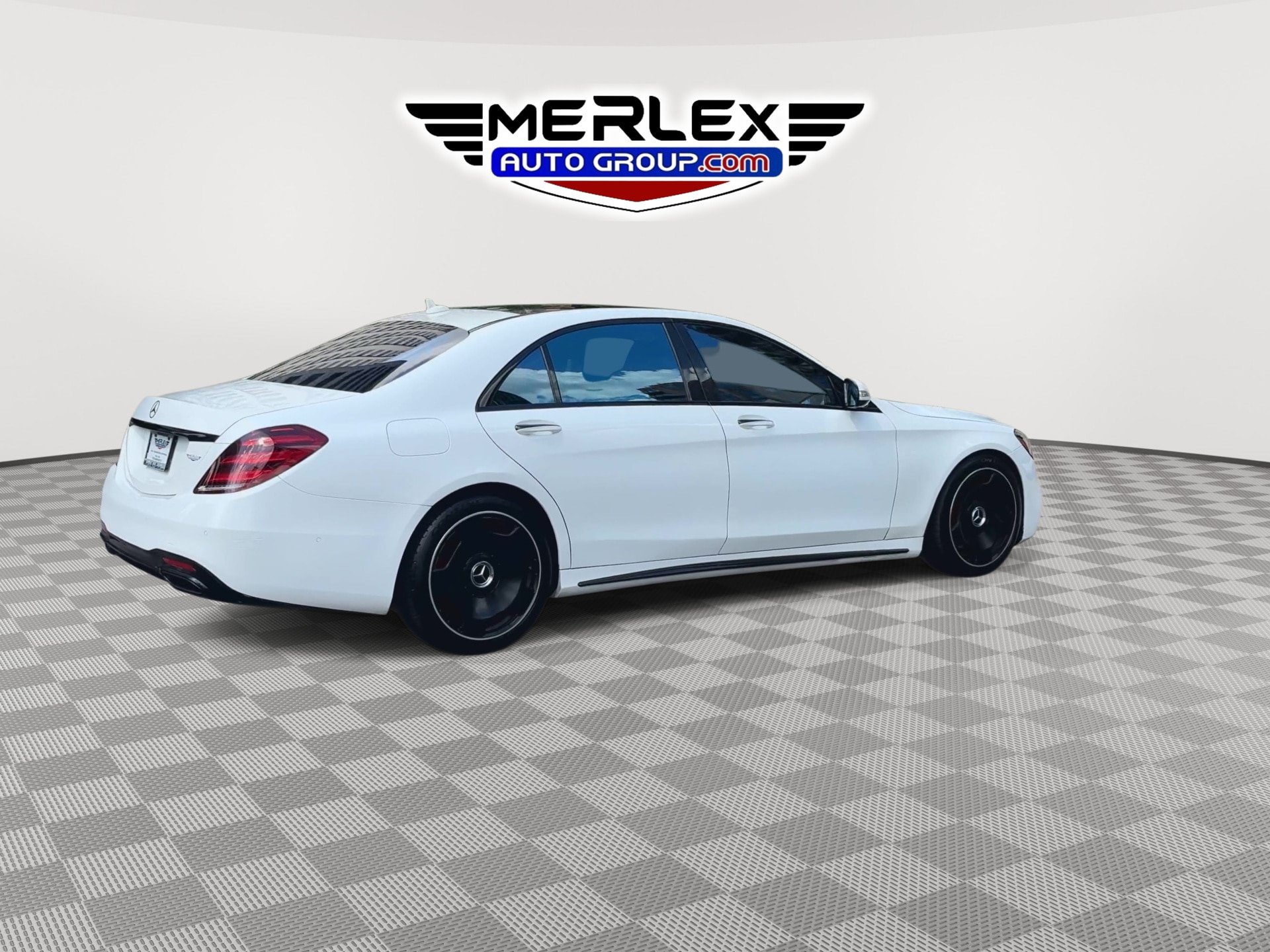 Used 2018 Mercedes-Benz S 560 4MATIC Sedan image 8