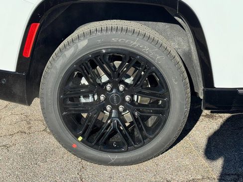 New 2026 Jeep Grand Wagoneer Limited image 4