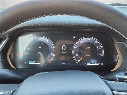 New 2025 Jeep Grand Cherokee L Altitude image 10