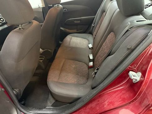 Used 2020 Chevrolet Sonic LT w/ Convenience Package image 27