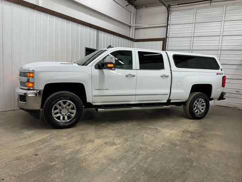 Used 2019 Chevrolet Silverado 2500 LTZ w/ Duramax Plus Package image 3