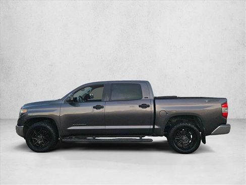 Used 2018 Toyota Tundra SR5 w/ SR5 Upgrade Package RWD image 9