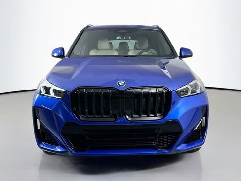 Used 2025 BMW X1 xDrive28i w/ Premium Package image 2