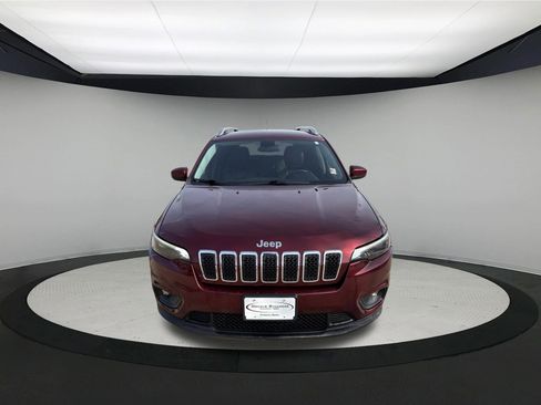Used 2019 Jeep Cherokee Latitude Plus w/ Cold Weather Group image 2