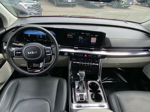 Used 2024 Kia Carnival SX Prestige FWD image 11