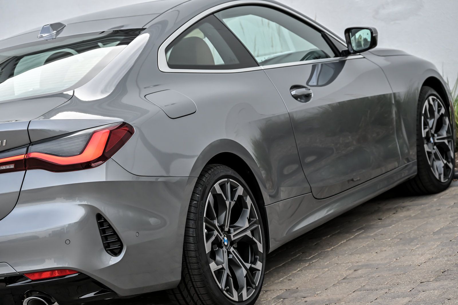 Used 2026 BMW 430i xDrive Coupe w/ Premium Package AWD/4WD image 8