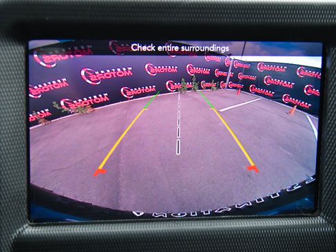 Used 2023 Jeep Wrangler Unlimited image 19