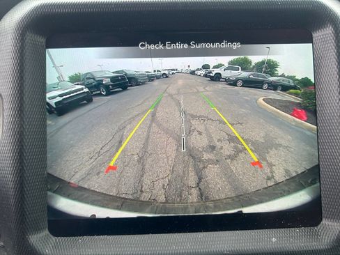 Used 2022 Jeep Wrangler Unlimited Sahara AWD/4WD image 24