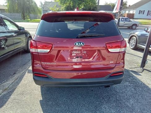 Used 2016 Kia Sorento FWD w/ LX Convenience Package image 10