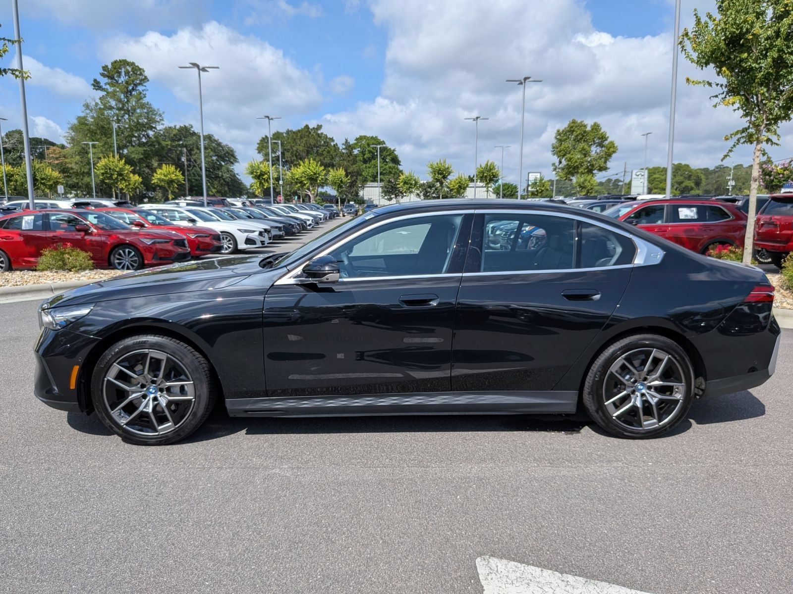 Used 2025 BMW i5 eDrive40i RWD image 6