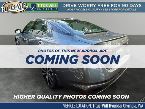 Used 2020 Nissan Altima 2.0 Platinum FWD image 4