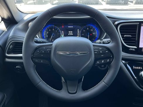 New 2026 Chrysler Pacifica Select w/ S Appearance Package FWD image 29