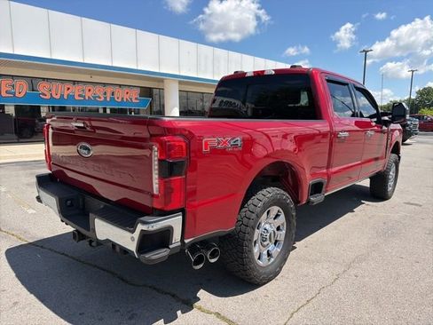Used 2023 Ford F250 Lariat w/ Lariat Ultimate Package AWD/4WD image 4