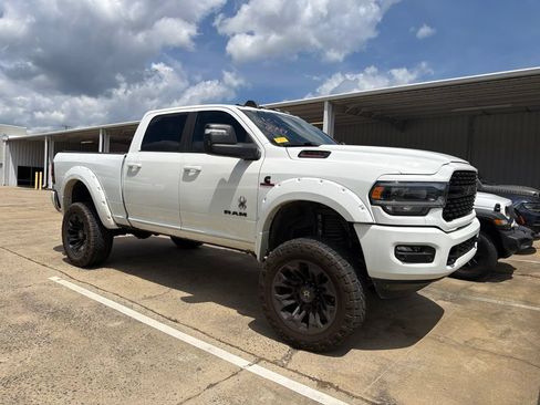 Used 2024 RAM 2500 Big Horn w/ Night Edition AWD/4WD image 2