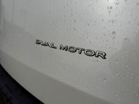 Used 2026 Tesla Model Y AWD image 35