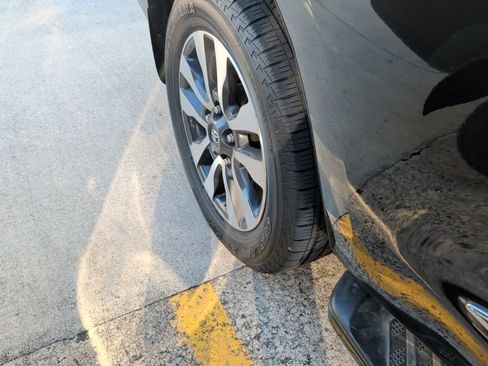 Used 2020 Toyota Sequoia Limited w/ Safety & Convenience Package image 9