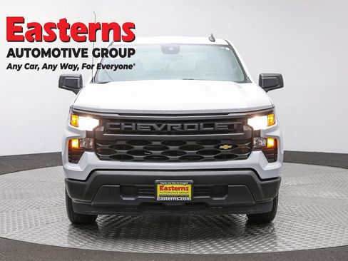 Used 2023 Chevrolet Silverado 1500 W/T RWD image 2