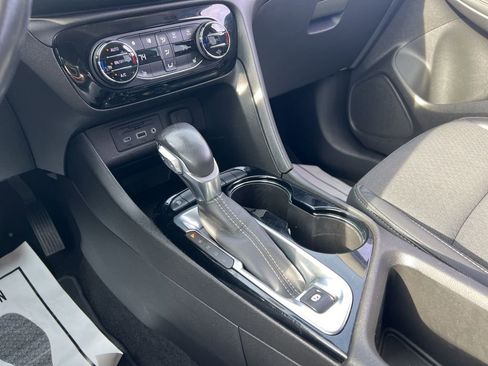 Used 2021 Buick Encore GX Select w/ Advanced Technology Package image 20
