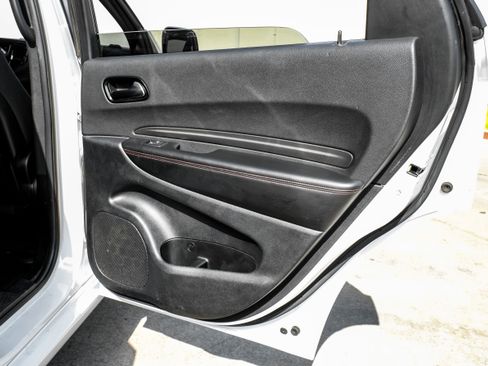 Used 2023 Dodge Durango GT RWD image 42