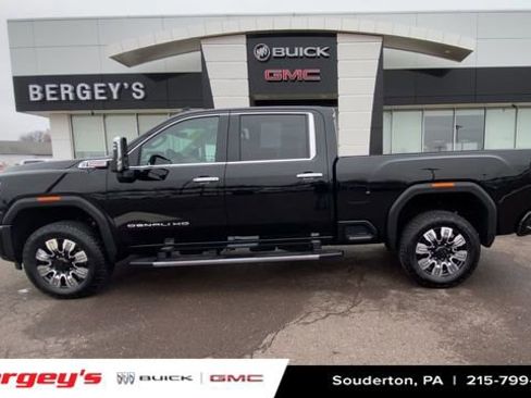 Certified 2025 GMC Sierra 2500 Denali w/ Max Trailering Package image 6