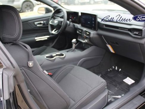 New 2026 Ford Mustang Coupe image 9