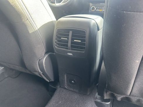 Used 2025 Ford Escape Active image 19