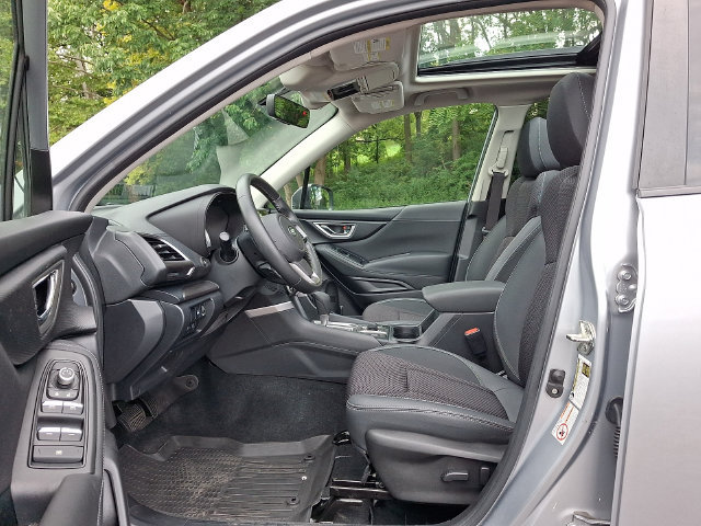 Used 2019 Subaru Forester Premium AWD/4WD image 14