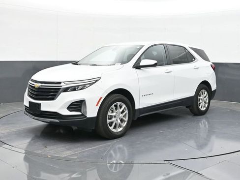 Used 2024 Chevrolet Equinox LT image 4