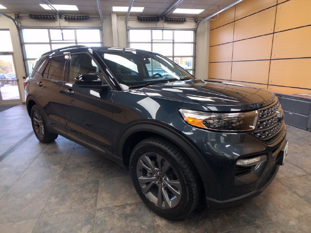 Certified 2024 Ford Explorer XLT w/ Equipment Group 202A AWD/4WD 360° Tour