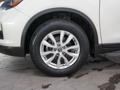 Used 2020 Nissan Rogue SV AWD/4WD image 29