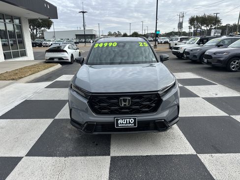 Used 2025 Honda CR-V Sport image 2