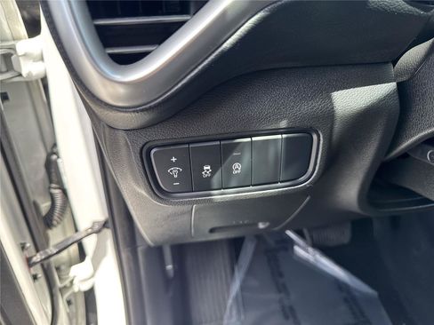 Used 2023 Kia Soul LX FWD image 20