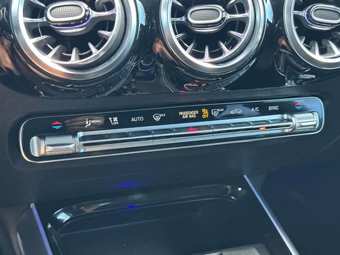 Certified 2022 Mercedes-Benz GLA 250 GLA 250 image 22