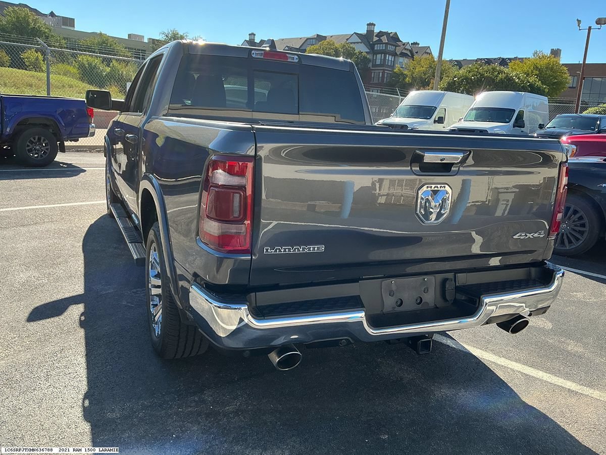 Used 2021 RAM 1500 Laramie AWD/4WD image 6
