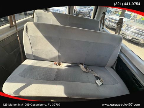 Used 2007 Ford E-350 and Econoline 350 XLT image 10