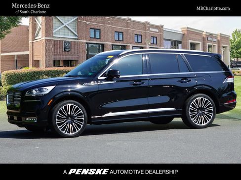 Used 2023 Lincoln Aviator Black Label AWD/4WD image 1