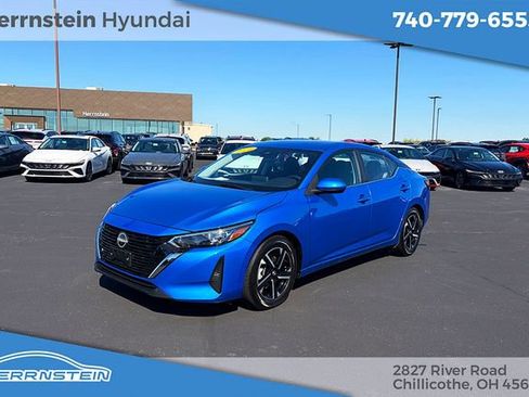 Used 2024 Nissan Sentra SV FWD image 3