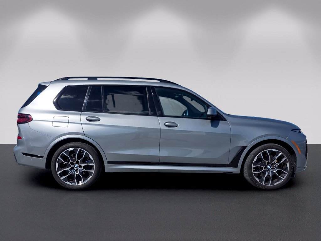 Certified 2024 BMW X7 xDrive40i w/ Executive Package AWD/4WD image 3